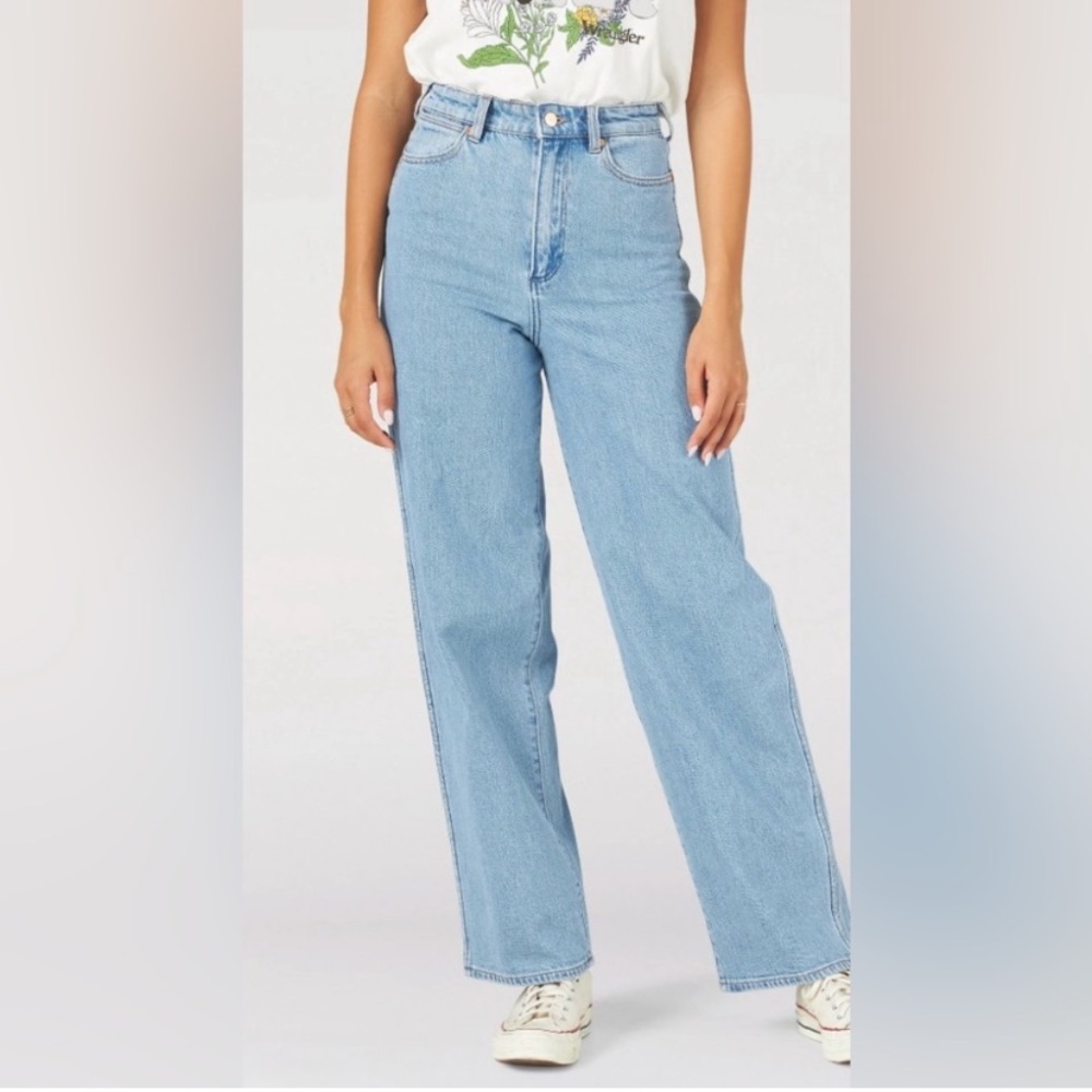 NWT NEW Wrangler Barrel 652 High Rise Blue Denim Jeans Womens Size 33 Casual